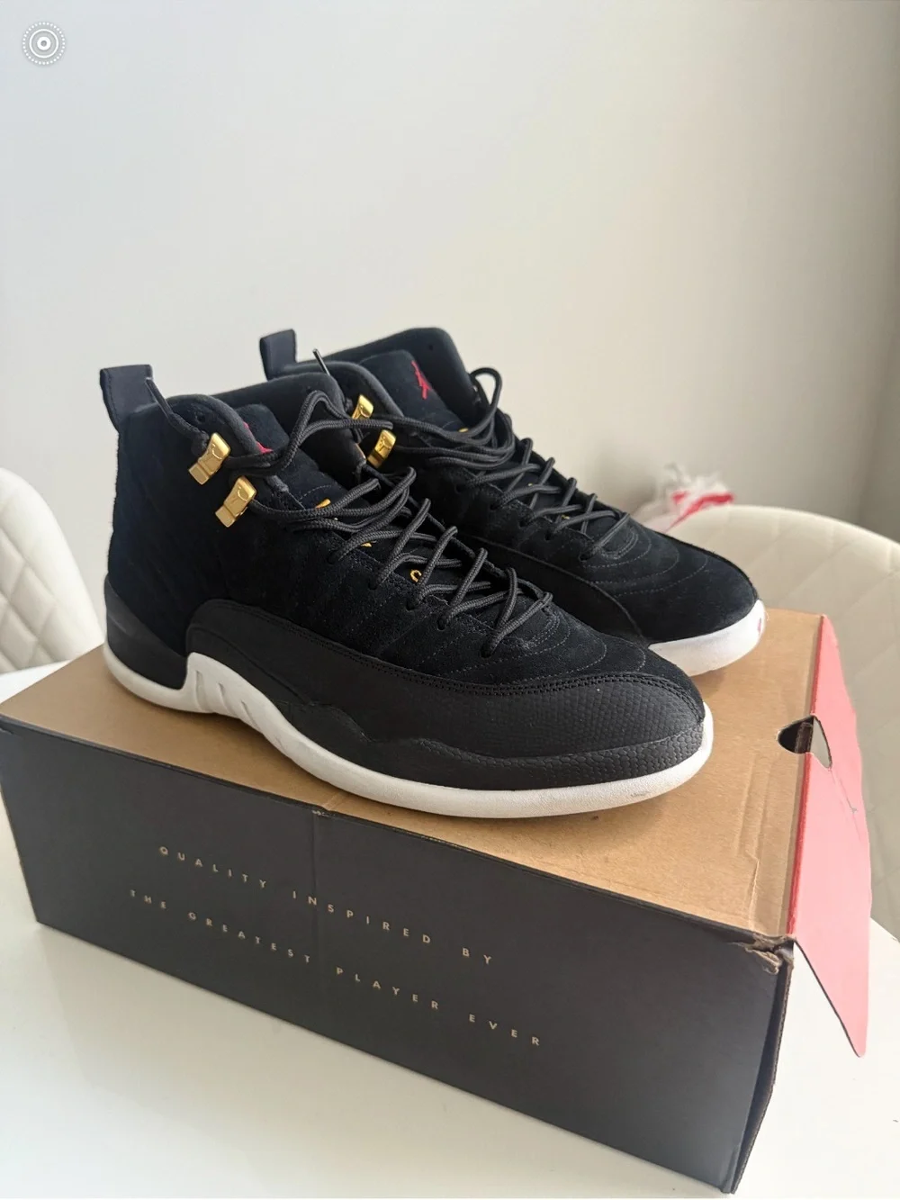 Jordan 12 Reverse Taxi size 12 slightly used. Men’s